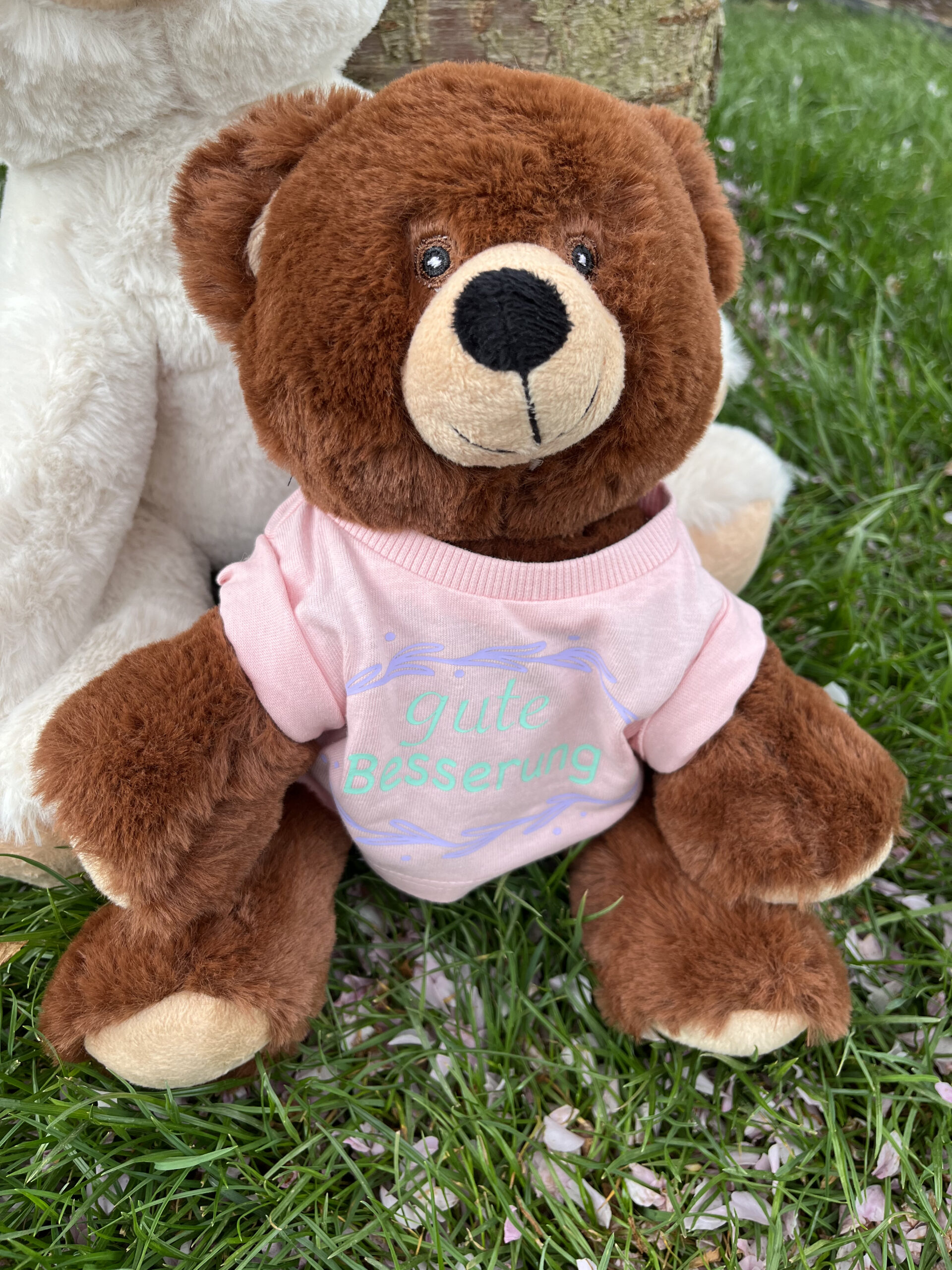 IMG 9390 scaled - kleiner Recycel- Teddybär  mit Wunsch-Print auf dem Shirt