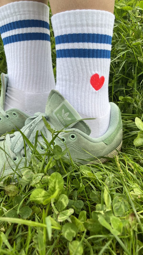IMG 2616 600x1067 - Socken bestickt mit deinem Wunschmotiv
