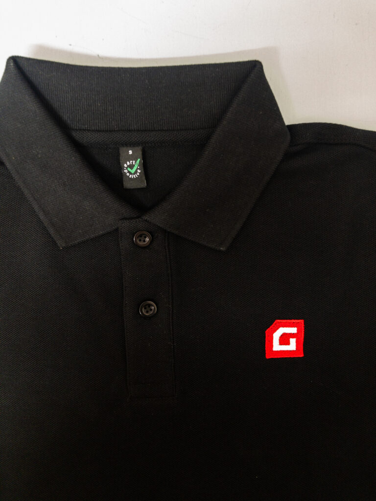 APC 2776 768x1024 - ....Grobeckers gro&szlig;artiger Merch- Shop....